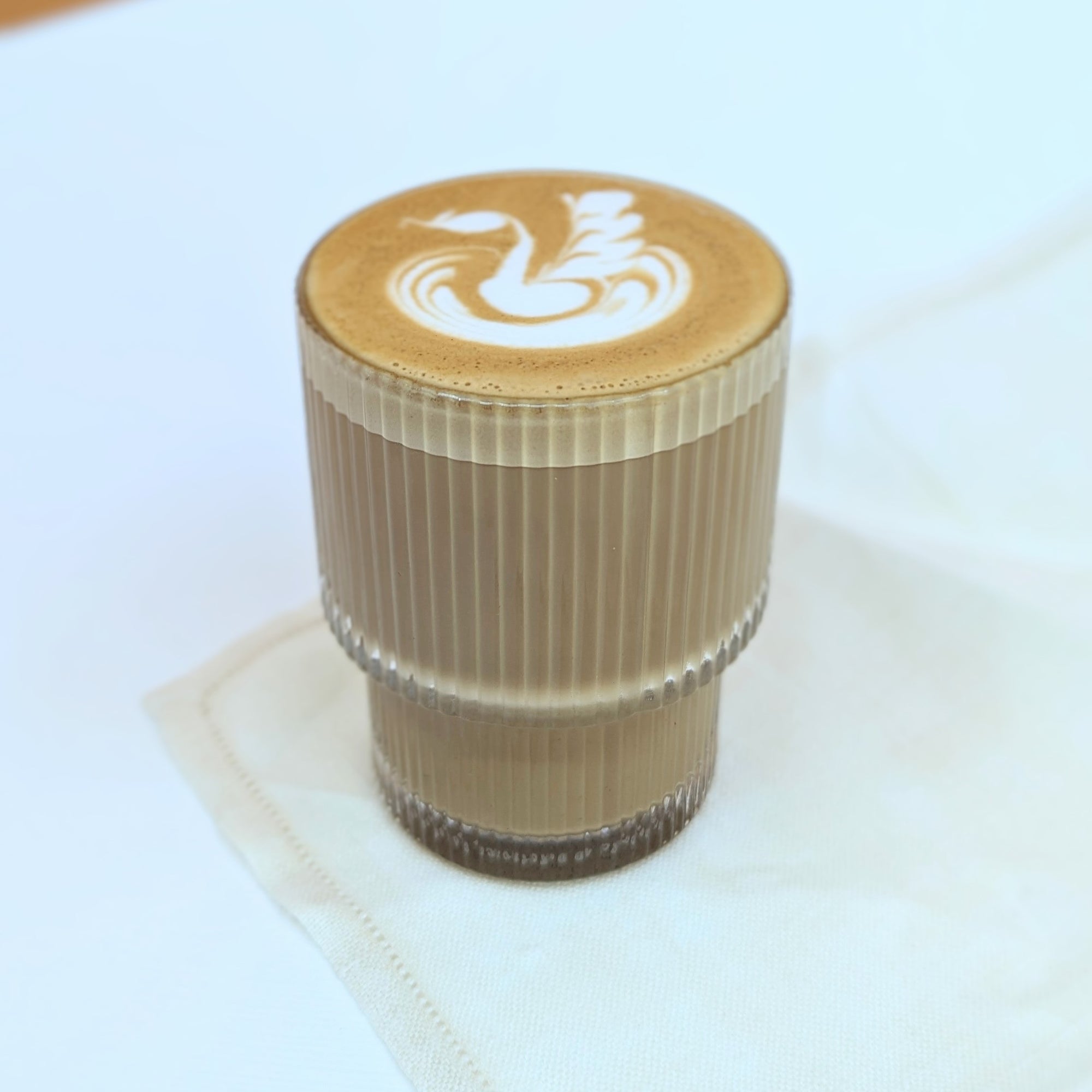 Tasse en verre nervuré BR - Petit