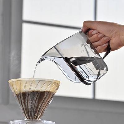 
            
                Load image into Gallery viewer, Hario V60 Drip Kettle Air
            
        
